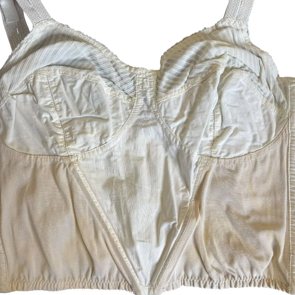 Vintage 50s Beau Bra Bullet Bra Corset Style Longline 36C Cream Sweater Girl Size undefined - Image 2