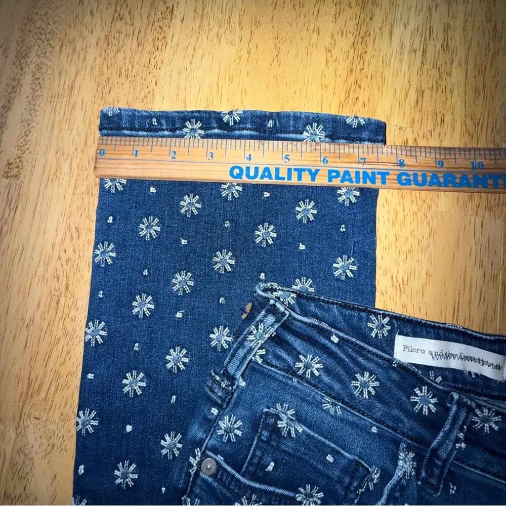 Anthropologie Pilcro embroidered Women's high rise cropped bootcut size 29 Jeans - Image 12