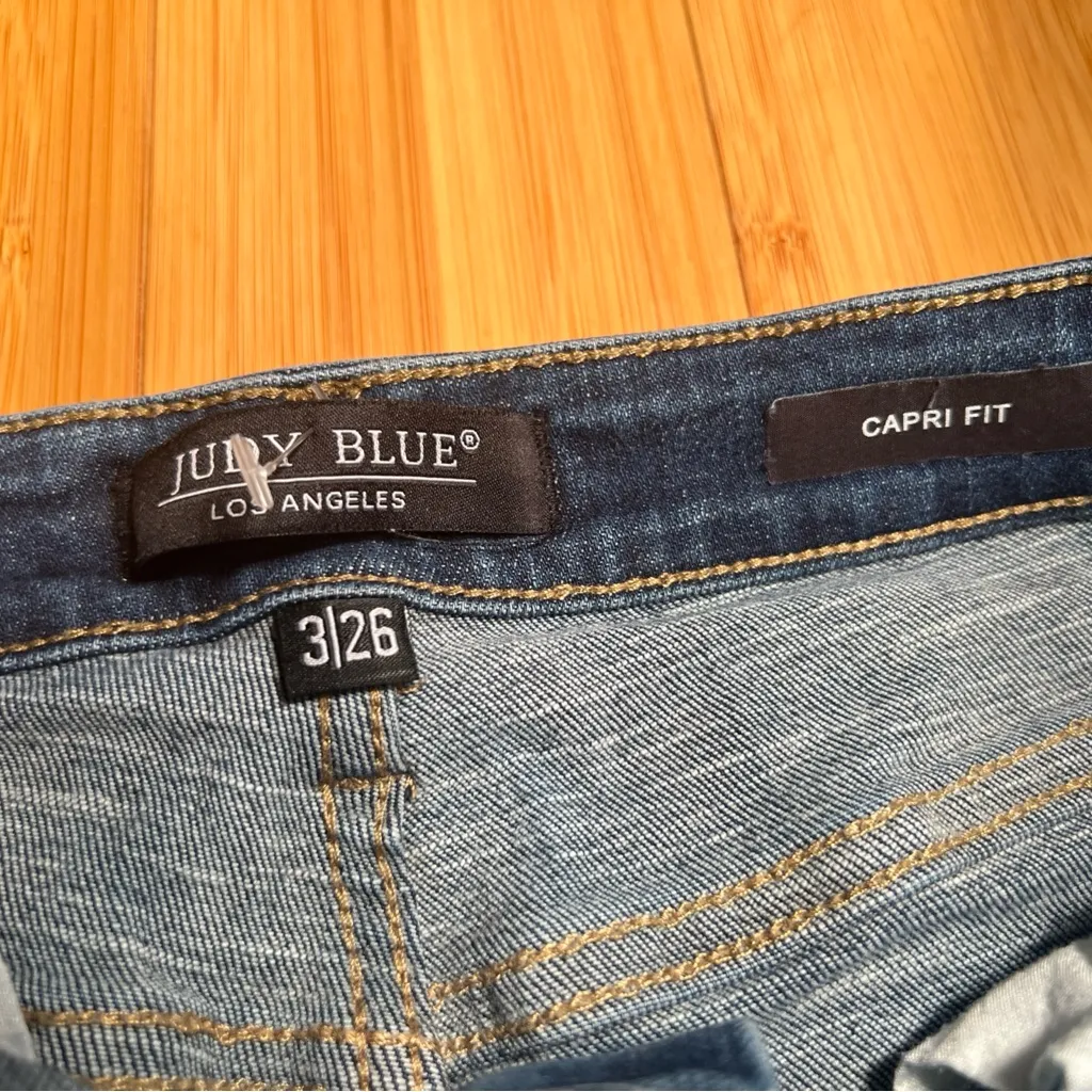 Judy Blue Women’s Capri Fit Distressed Streetwear Stretch Skinny Jeans|Size:3/26 - Image 11