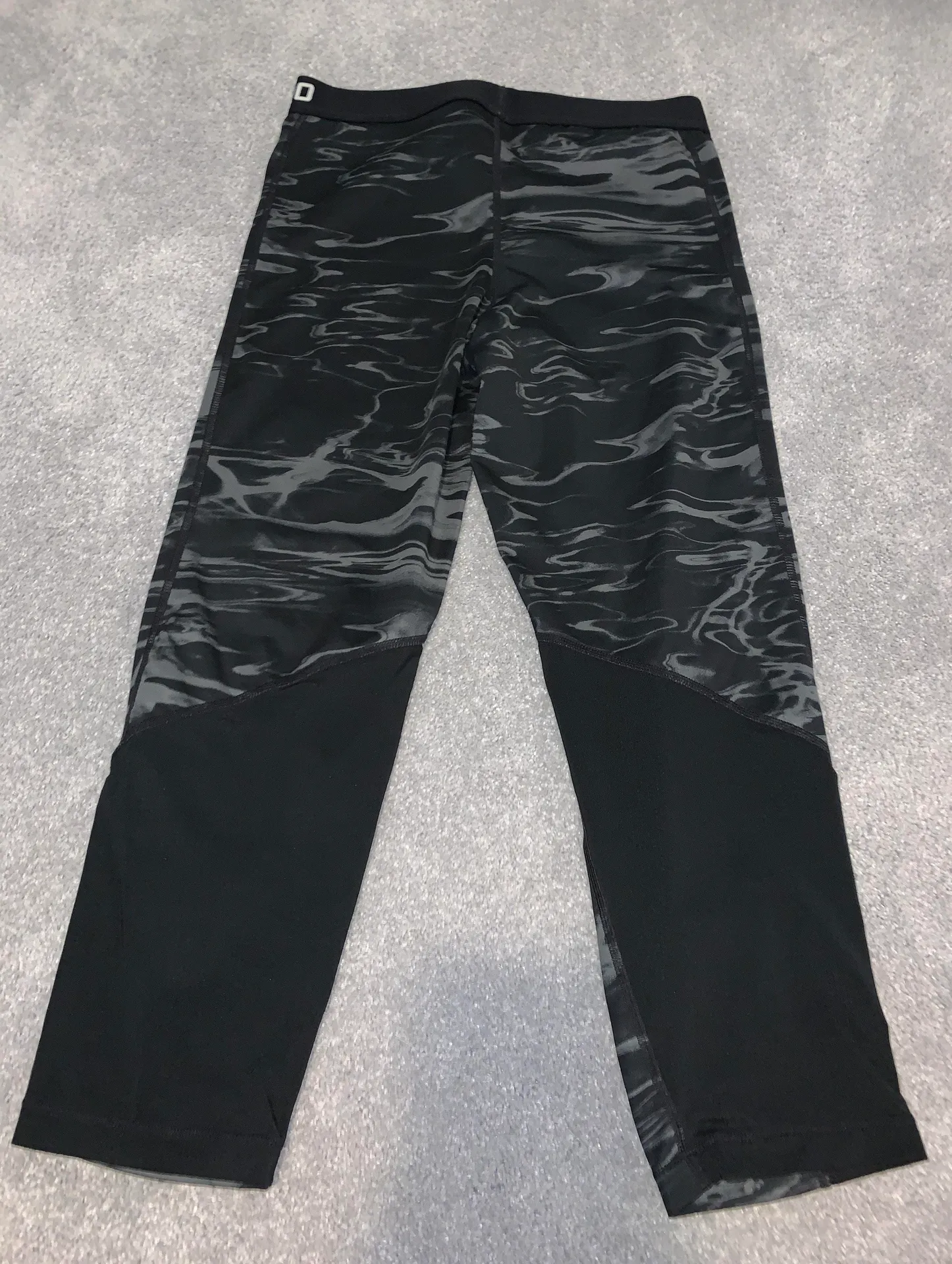 Nike Pro capri leggings - Image 2