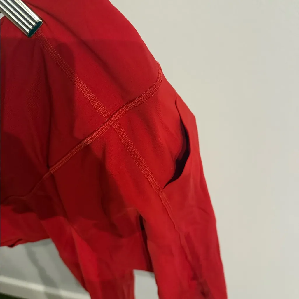 Lululemon Fast & Free Leggings – Red, Size 6 - Image 5