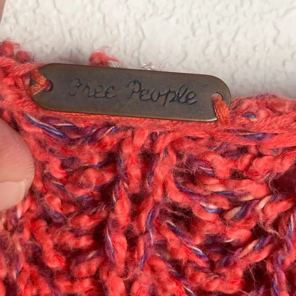 Free People Women Size Medium Santa‎ Rosa Red Hooded Fringe Hem Crochet Sweater - Image 2