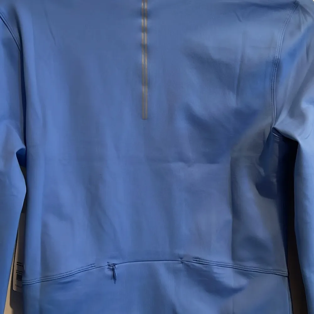 NWT yogalicious  top - Image 3