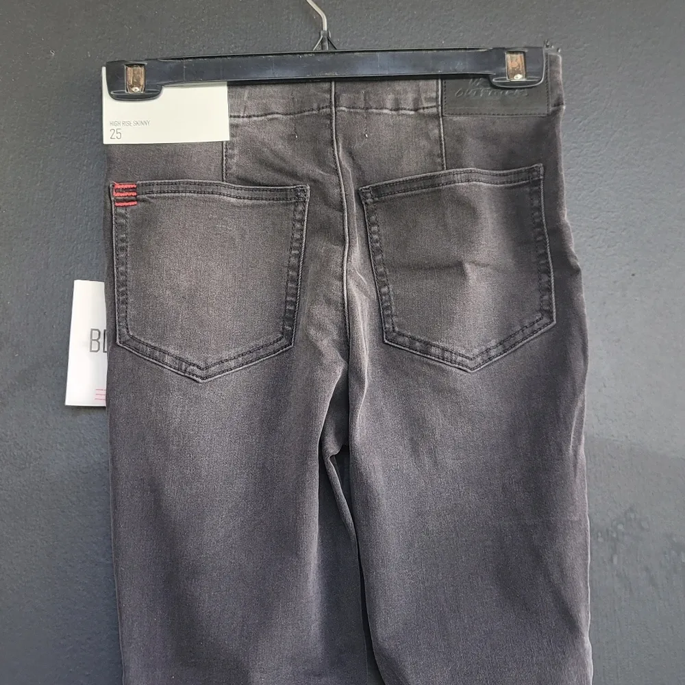 NWT! Urban Outfitters BDG Black High Rise Pull On Side Zip Skinny Jeans 25 - Image 9