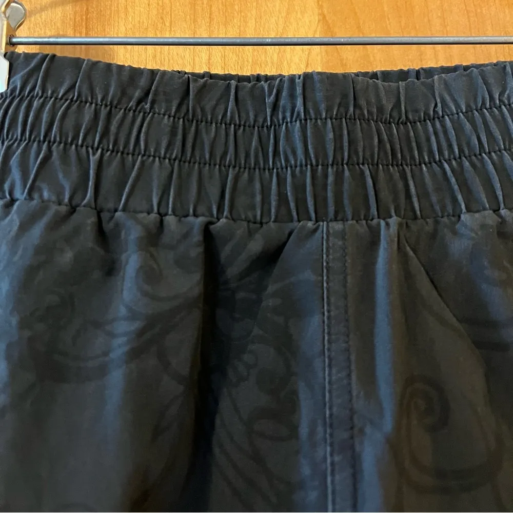 Skirt Sports Brand Women's Activewear Boulder Black Starlet Print NWT Size XS - Image 5