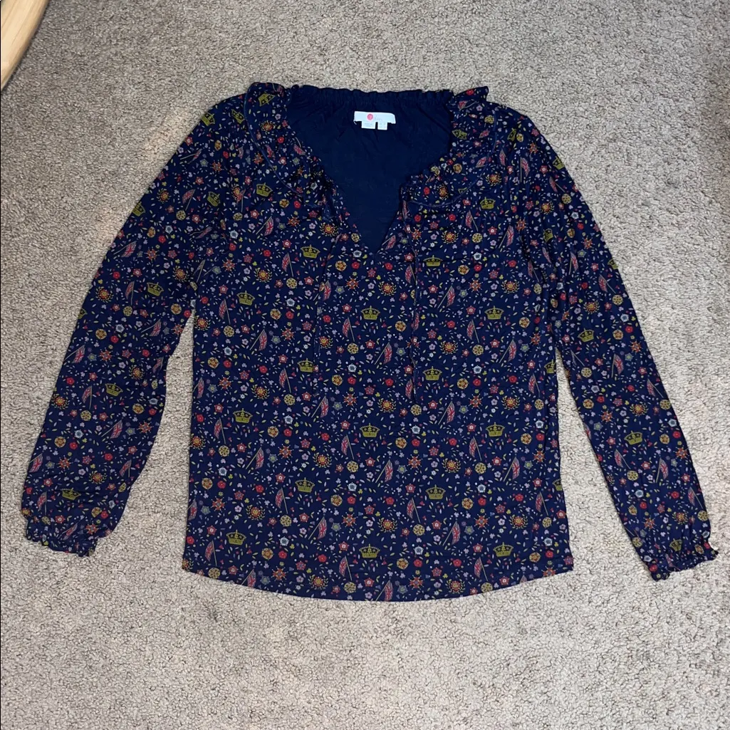 Boden Catriona Ruffle Keyhole Blouse Crown Union Jack Ditsy Floral French Navy 6 Blue - Image 2