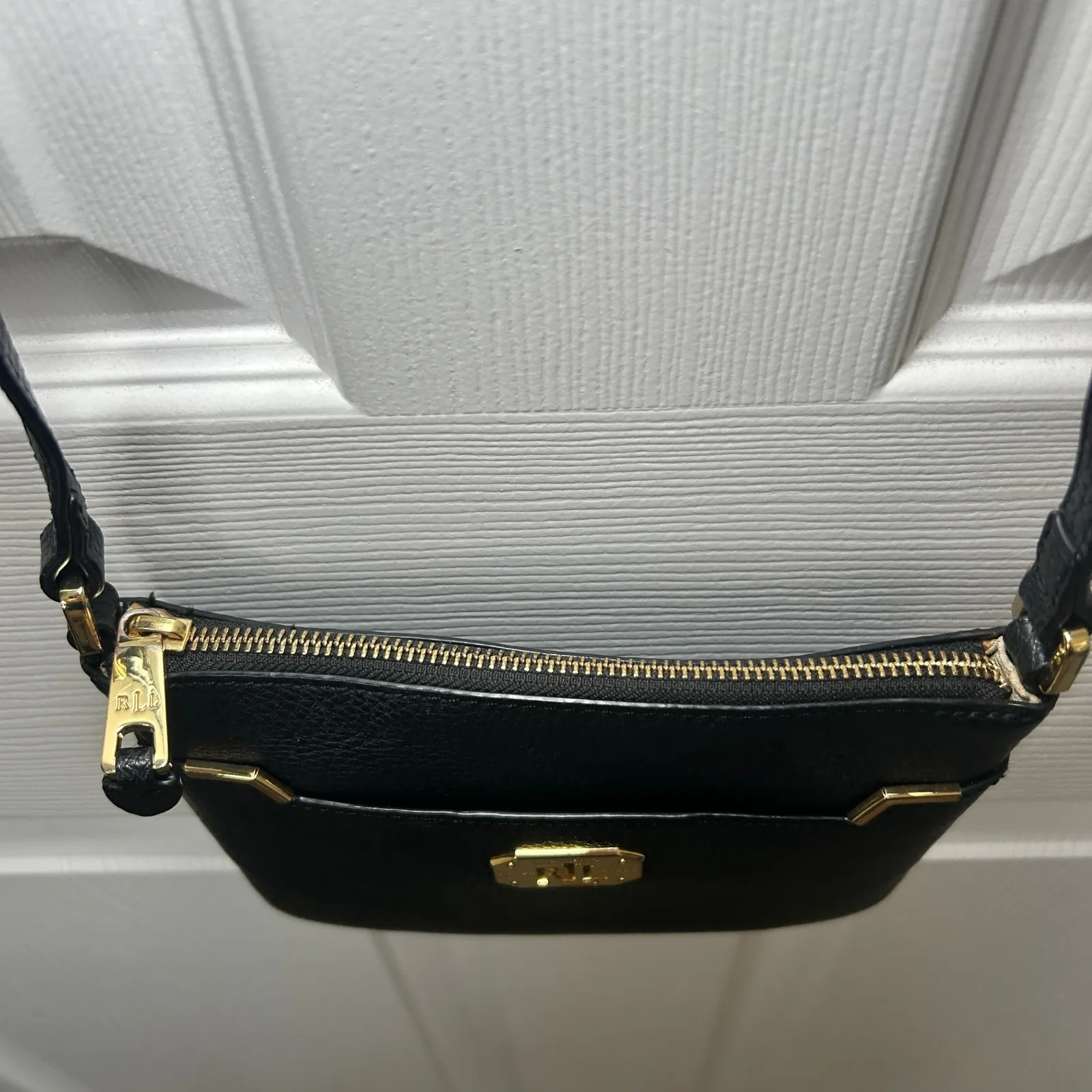 Lauren‎ Ralph Lauren Black Faux Leather Crossbody Bag Small Gold Hardware - Image 7