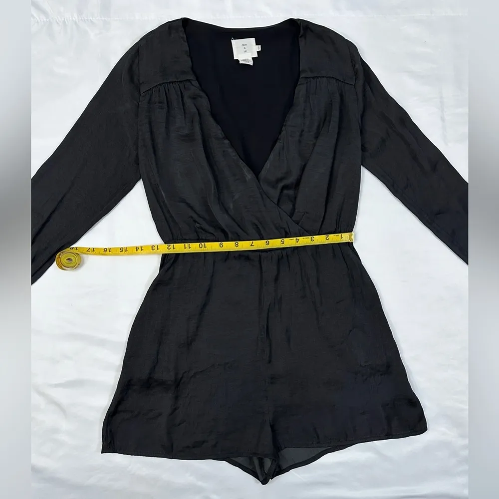 Alice & UO Demy Long-Sleeve Satin Romper - Black - XS - Image 12