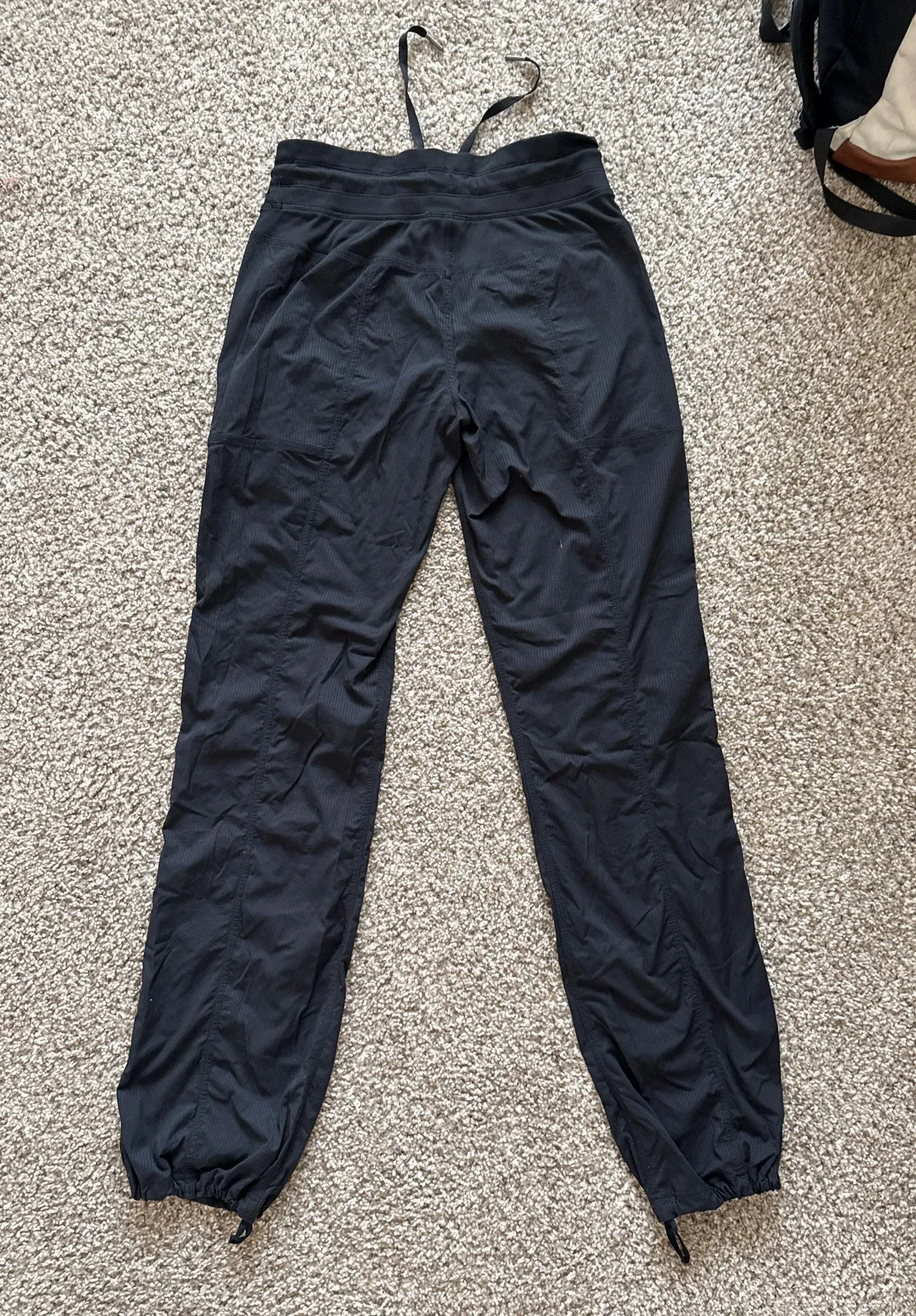 Lululemon Women's Dance Studio Mid-Rise Pant Regular Size 6 Black  - Image 7