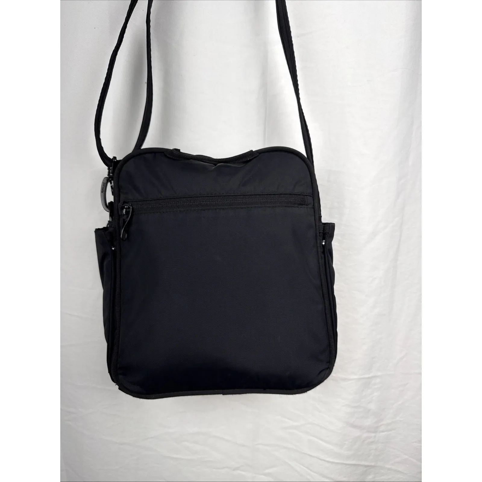 Pacsafe Metrosafe 200 Gii Unisex Messenger Bag Crossbody RFID Black Nylon Travel - Image 7