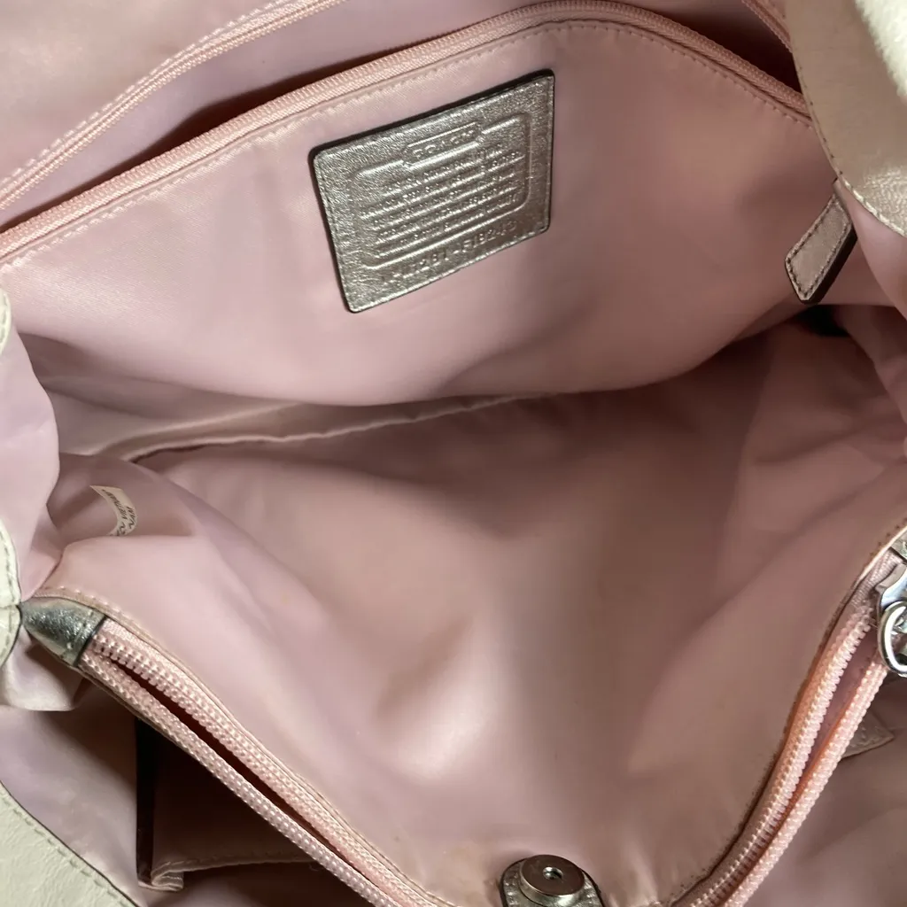 Coach Ashley Metallic Silver and white leather  Tote shoulder Bag - Image 6