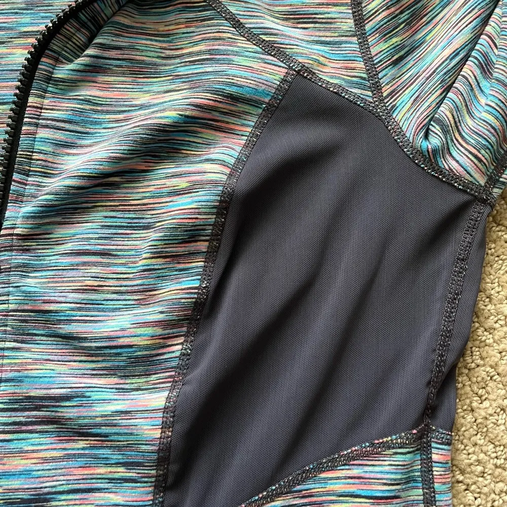 Zella Zip Up Athletic Jacket Size Medium - Image 11