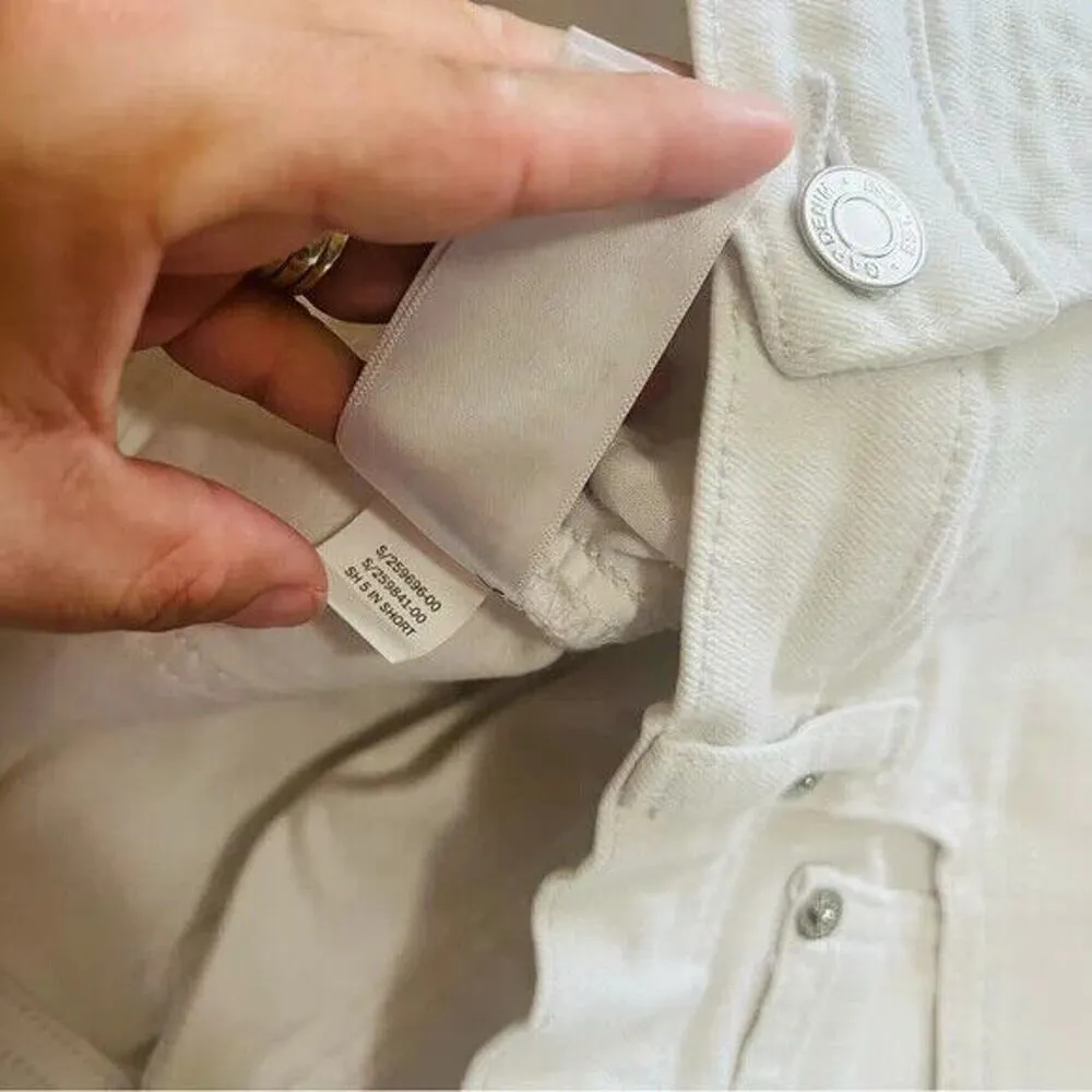 Gap Women’s Size 27 White Cut-Off Denim Shorts – 5” Mid Rise Raw Hem - Image 5