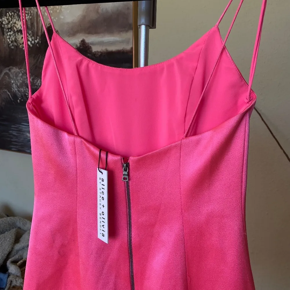 NWT Alice + Olivia Nelle Mini Dress in Barbie Neon Pink Size 0 $265 - Image 8