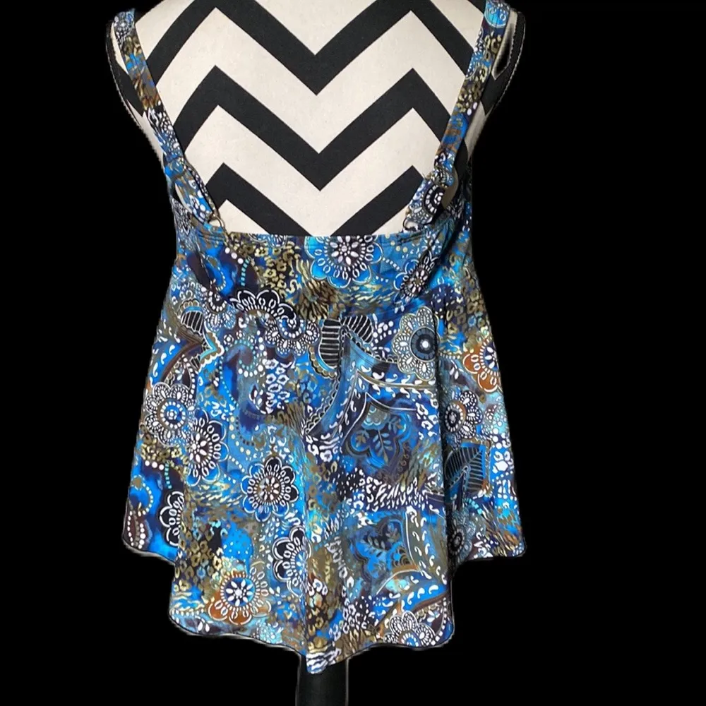 {FIT 4 U } ~ Padded built in bra ~ adjustable straps tankini ~ long back & front Blue Size 14 - Image 12