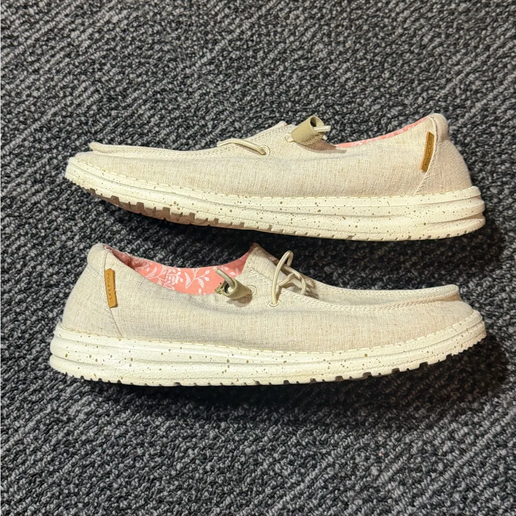 Hey Dude Wendy Chambray Women's Casual Shoes, White Nut, 9 - Image 4