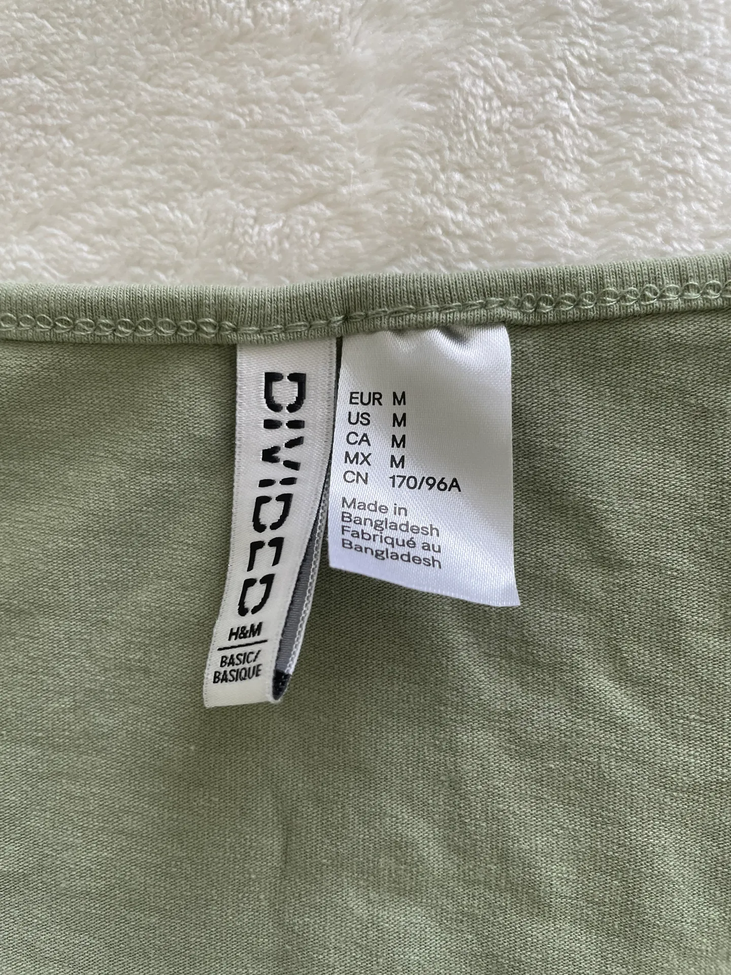 H&M Divided Crop Top - Image 2