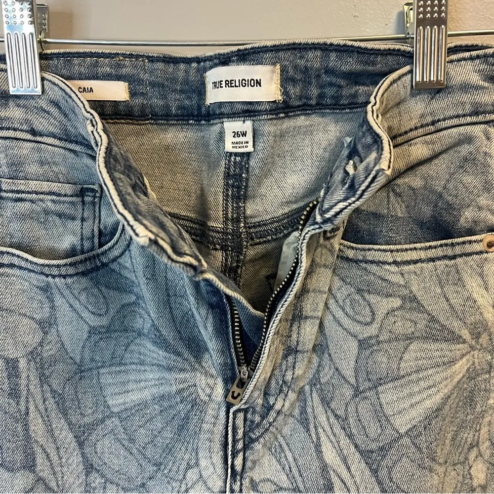 True Religion Jeans Caia High Rise Super Flare Laser Demolishion Derby Sz 26 EUC - Image 6