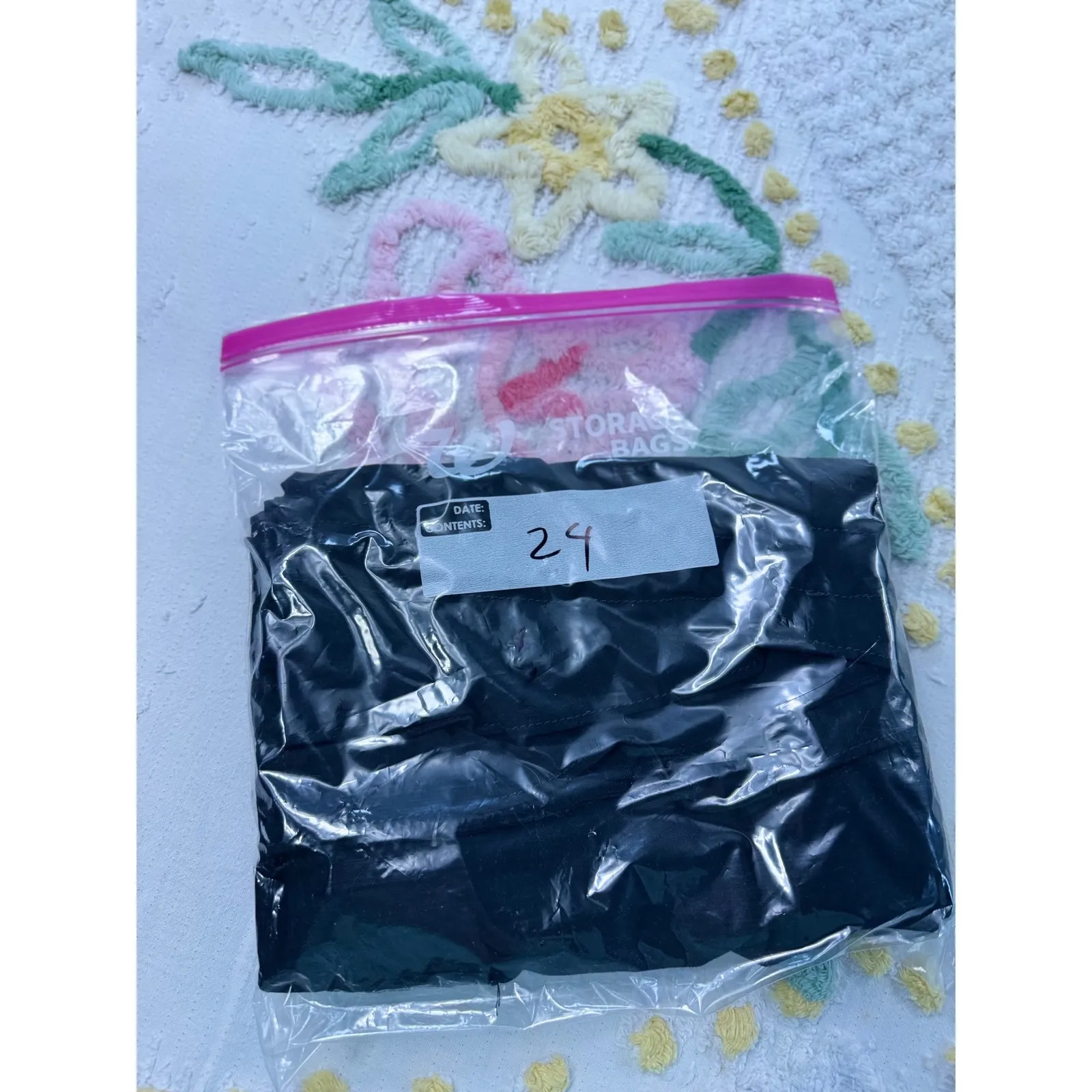 Athleta Black Cargo Capri Pants Cropped Outdoor Hiking Travel Womens Size 8 - Image 8