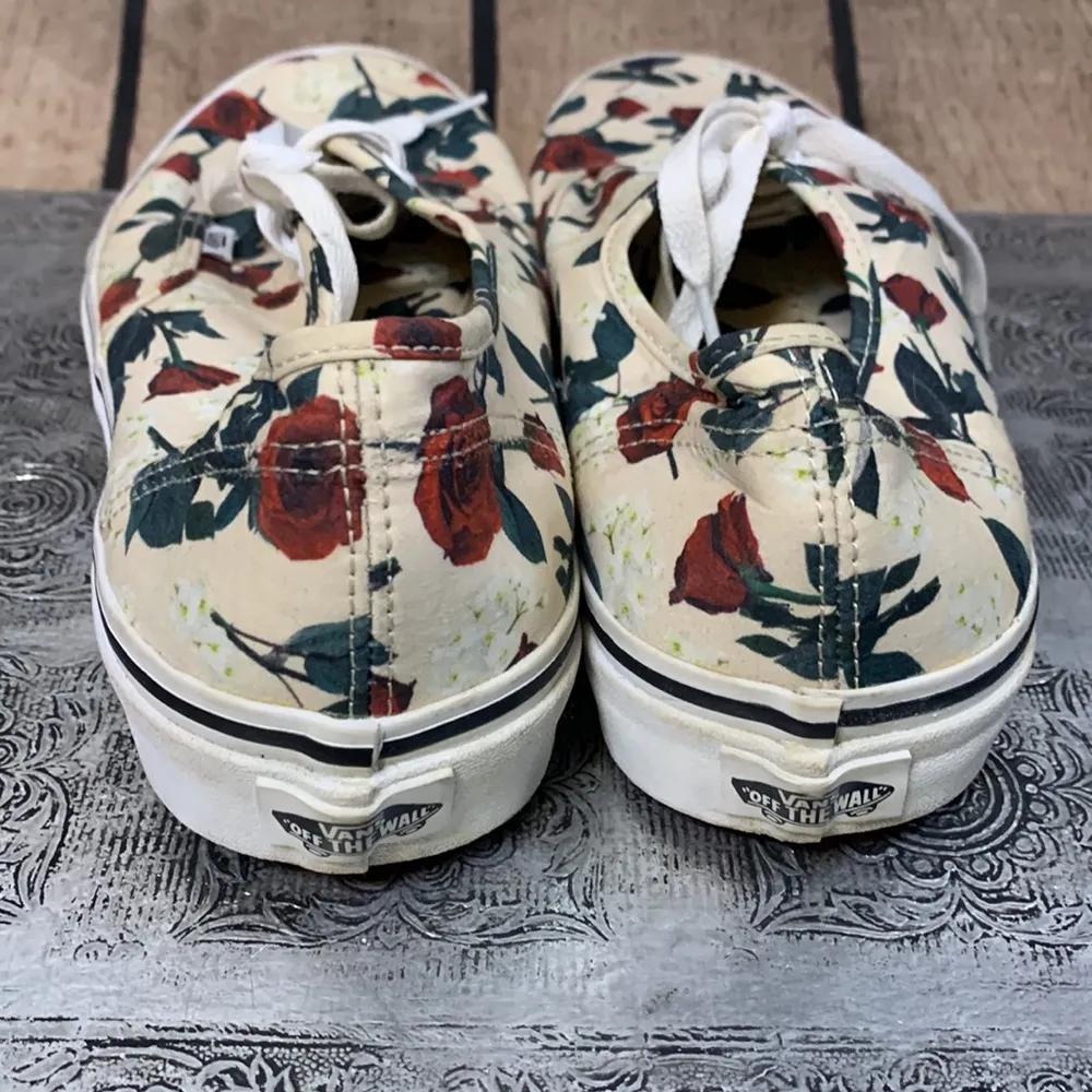 Vans Floral Low Top Sneakers Size 10M/11.5W - Image 3