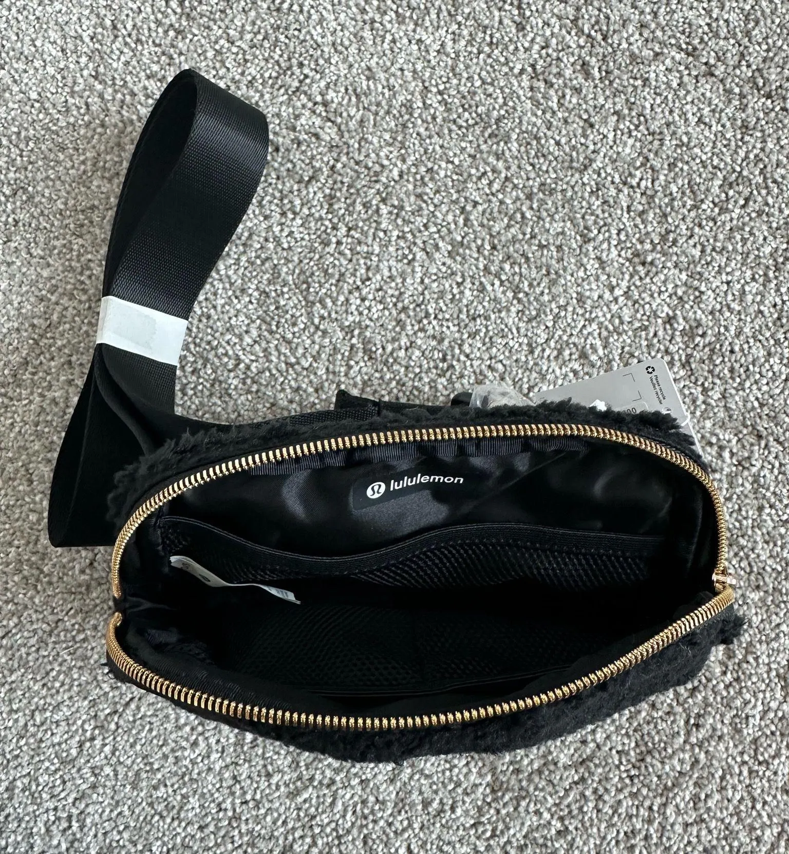 Lululemon Belt Bag - Image 3