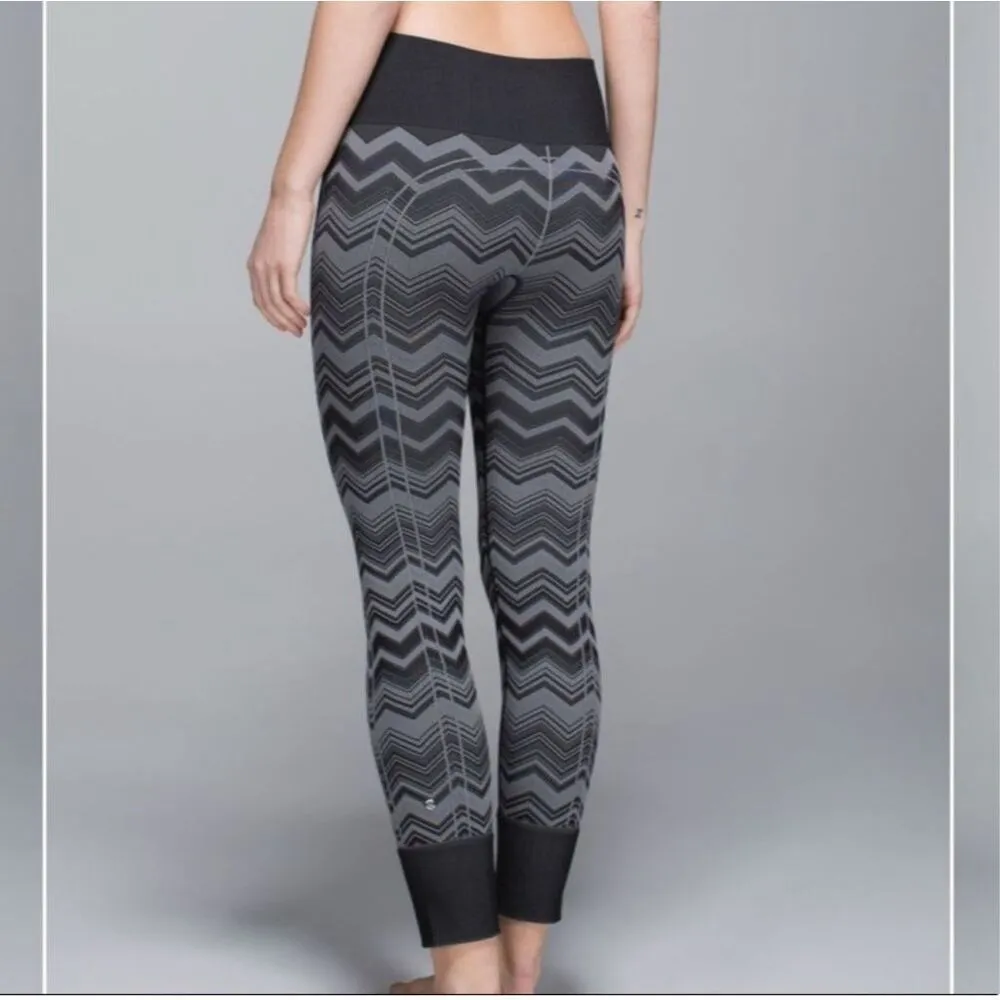 Lululemon Ebb To Street Seamless Chevron Activewear Athletic Leggings Pants - Image 2