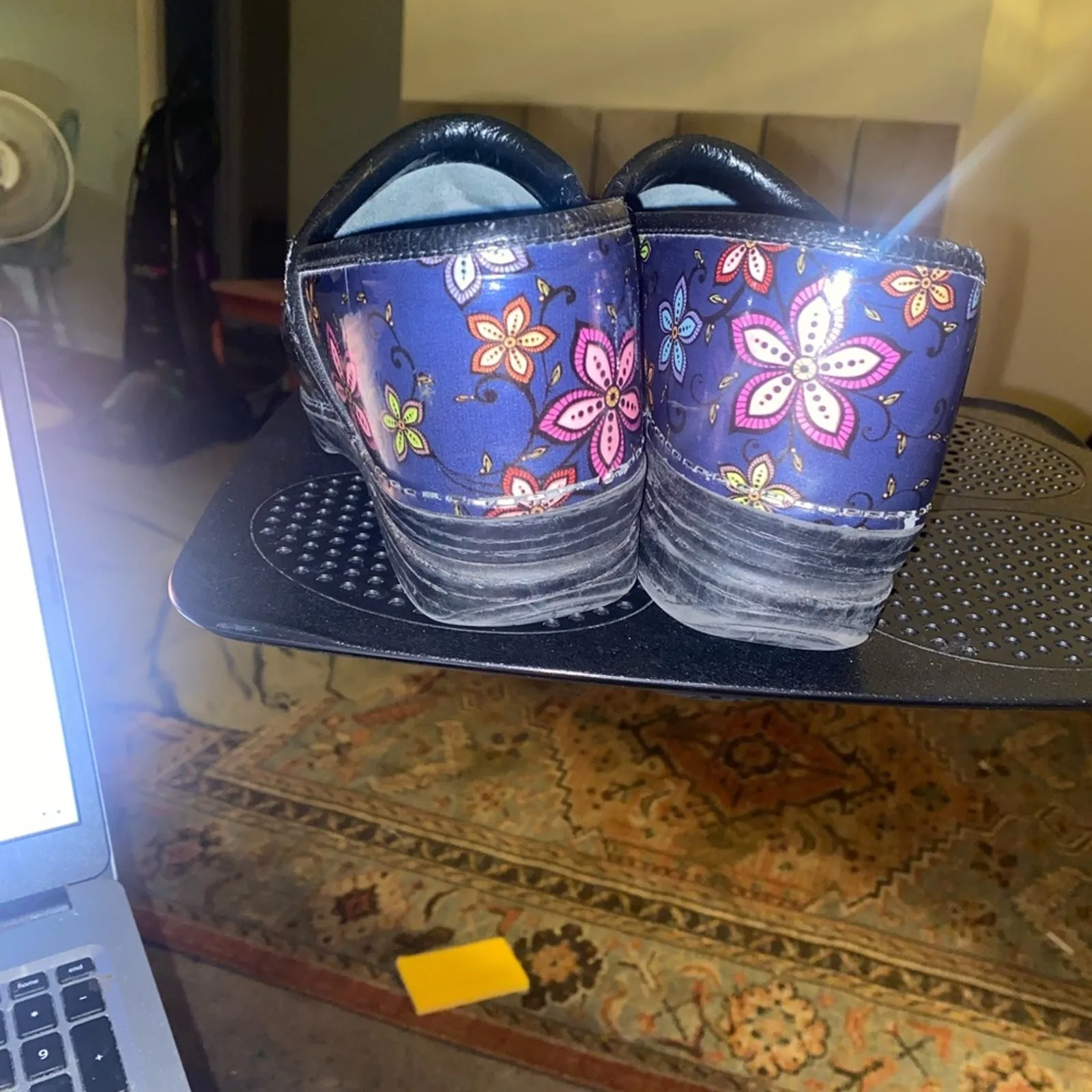 Dankso XP flowers clogs size 39 - Image 2