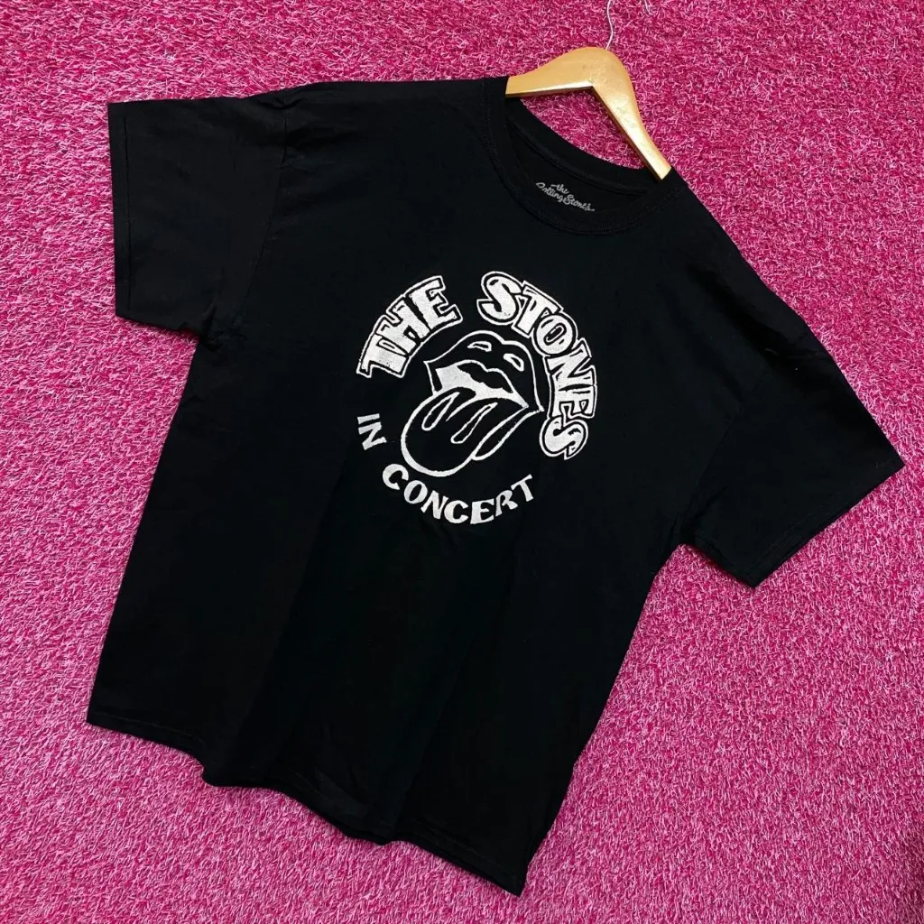 The Rolling Stones in concert Tshirt size large  - Image 3