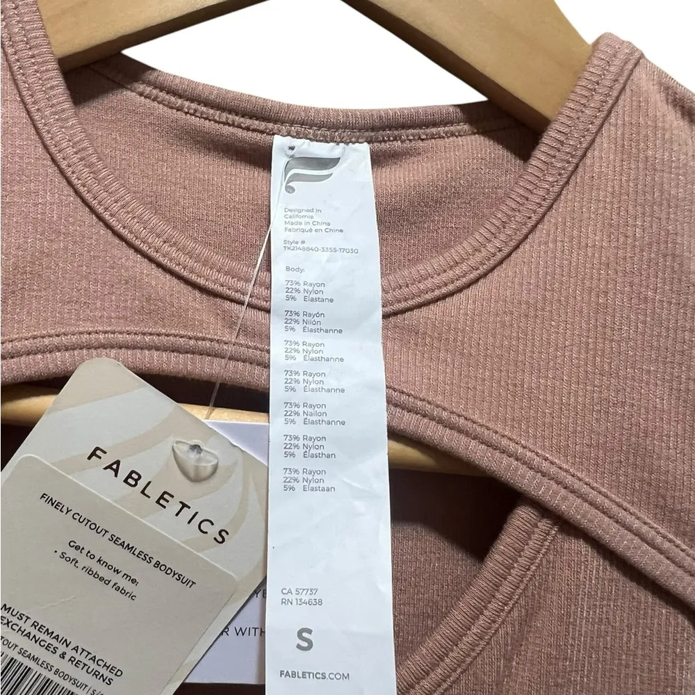 Fabletics NWT Finely Cutout Seamless Bodysuit in
Desert Size Small - Image 9