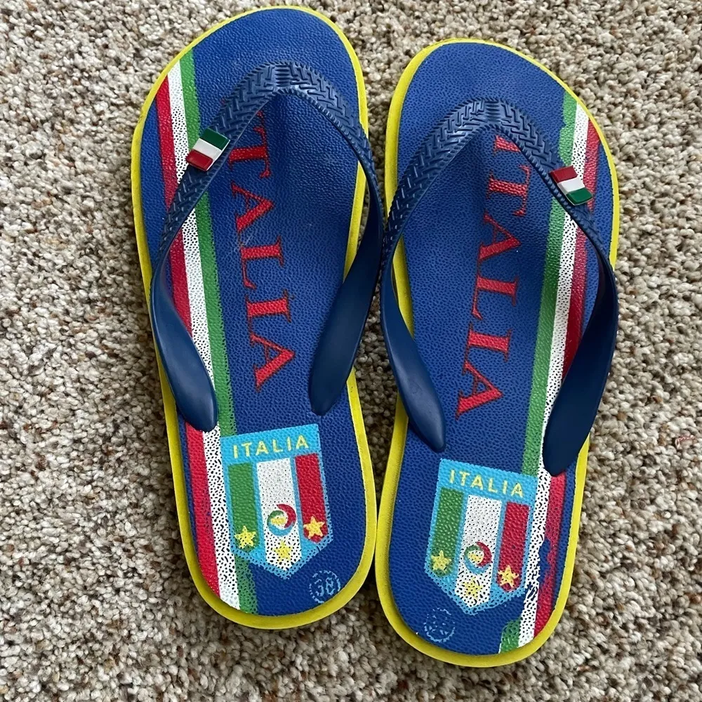 Italia Flip Flop Size 7 Blue - Image 2