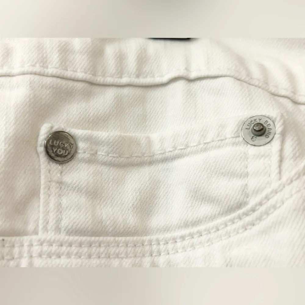Lucky Brand Sweet n Straight White Jeans Size 16/33 - Image 7