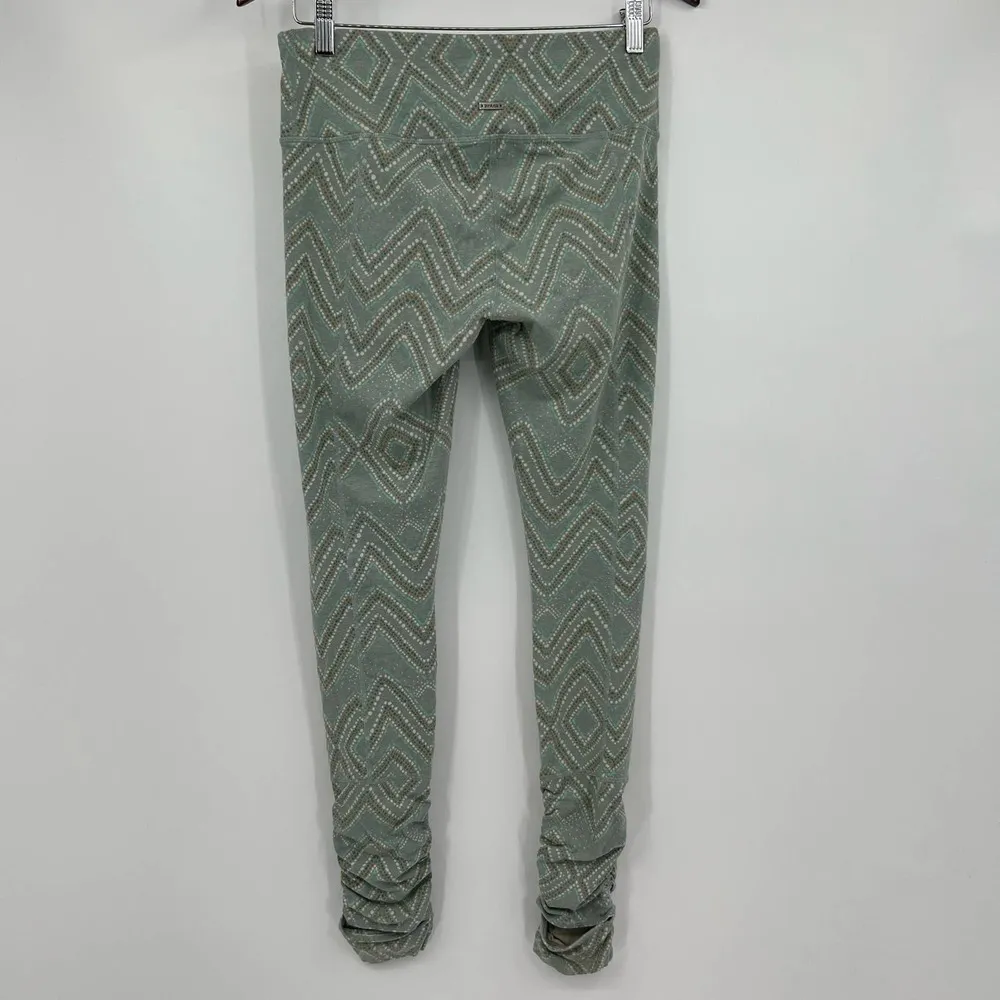 Prana Serafina Ruched Optional Footed Legging Agave Sizzle Green size medium - Image 6