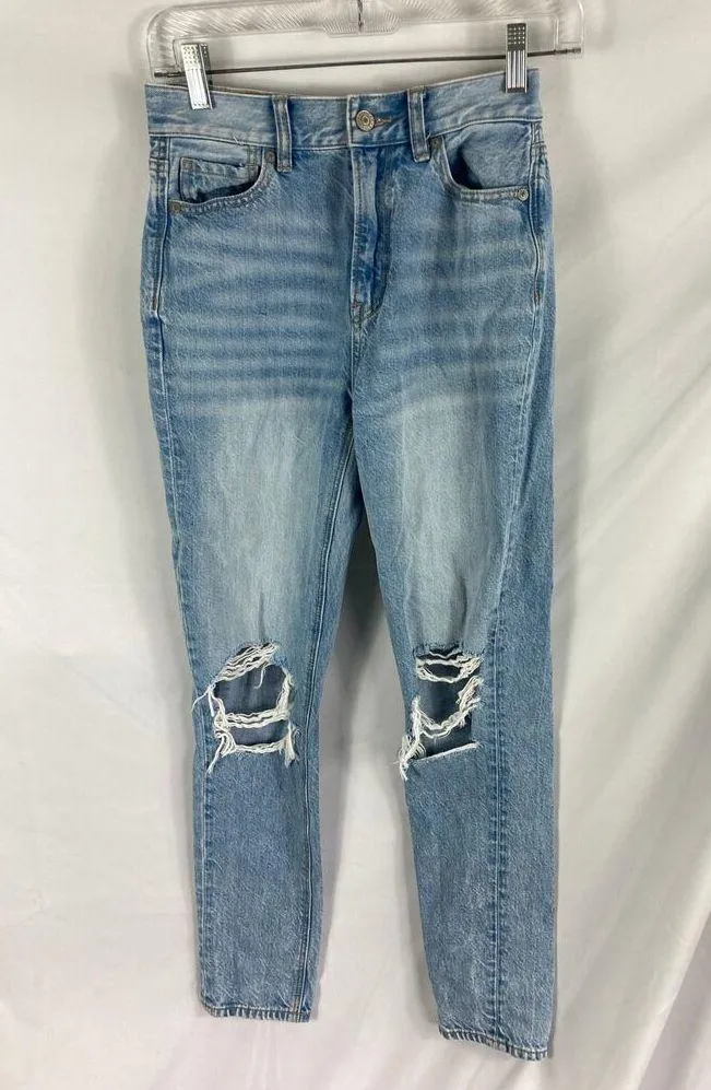 American Eagle Mom Jean Light Wash Distressed Jeans 00 R - Image 4