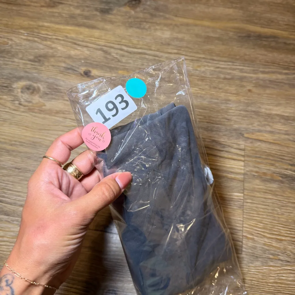 Eileen Fisher Charcoal 100% Silk Relaxed Fit Loose Casual Tank Top Size PP - Image 12