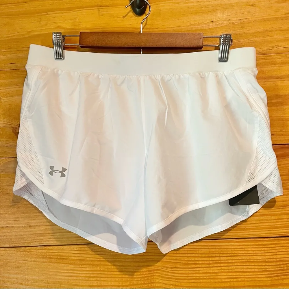 Fly By 2.0 Activewear Shorts in White Large NWT - Image 4