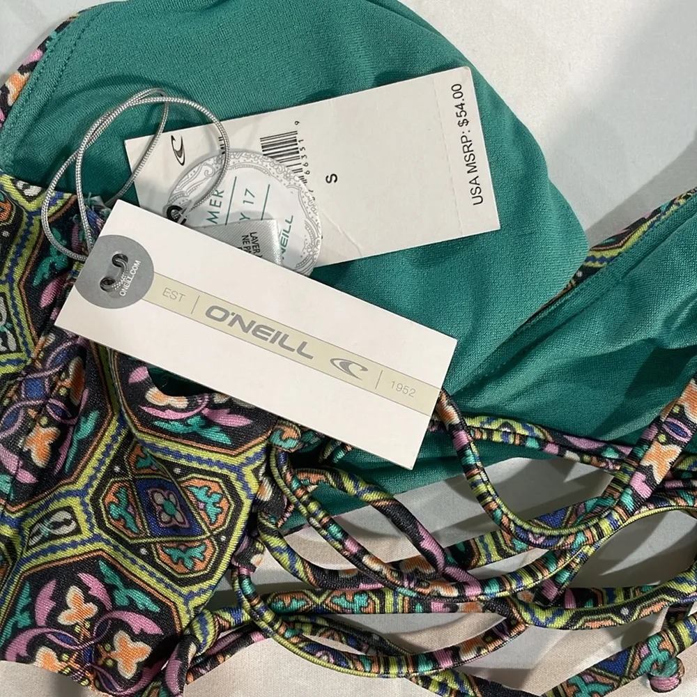 O'Neill Mosaic tile print criss cross Evelyn wrap top and classic cheeky strap bikini - Image 8