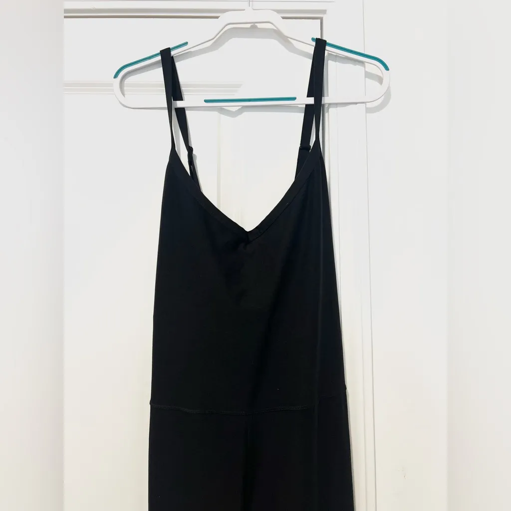 Old Navy Women's Active Cloud + Go Dry Bodysuit Jumpsuit - Image 4