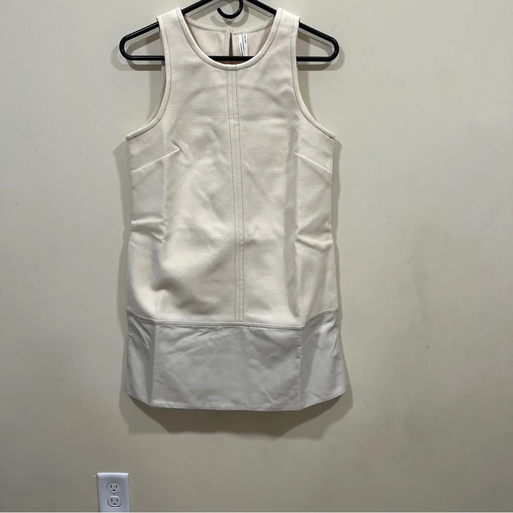 NWT ANTHROPOLOGIE  Faux-Leather Shift Mini Dress - White Small petite - Image 5