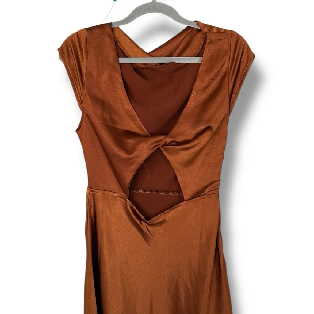 Hello Molly ‎ GET IN FORMATION SATIN MIDI DRESS BROWN - Image 7