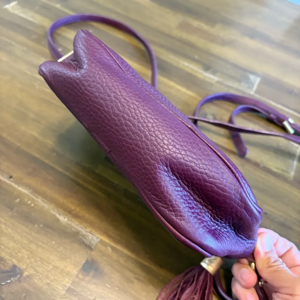 Gigi New York Madison Saddle Pebble Grain Leather Crossbody Purple Camera Bag - Image 6