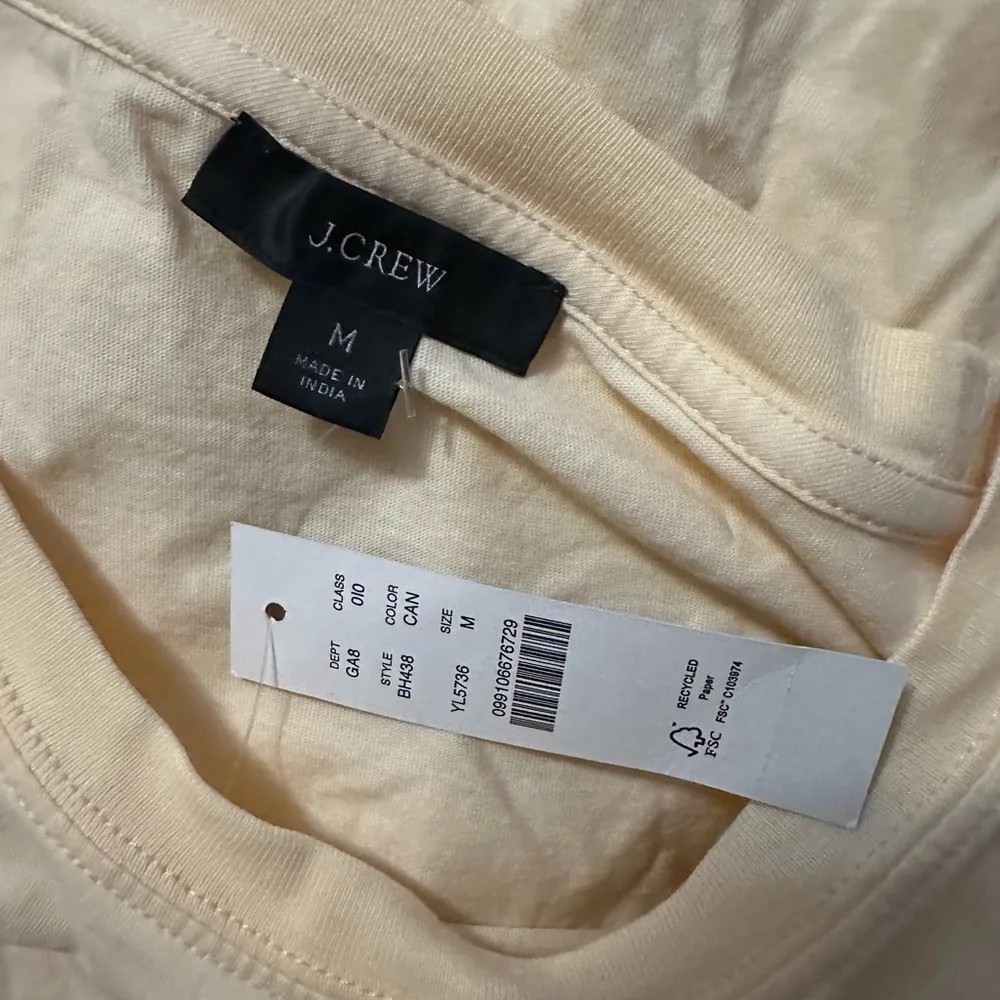 NWT J. Crew Vintage Cotton Embroidered Peace Sign Crewneck T-Shirt Size M - Image 4