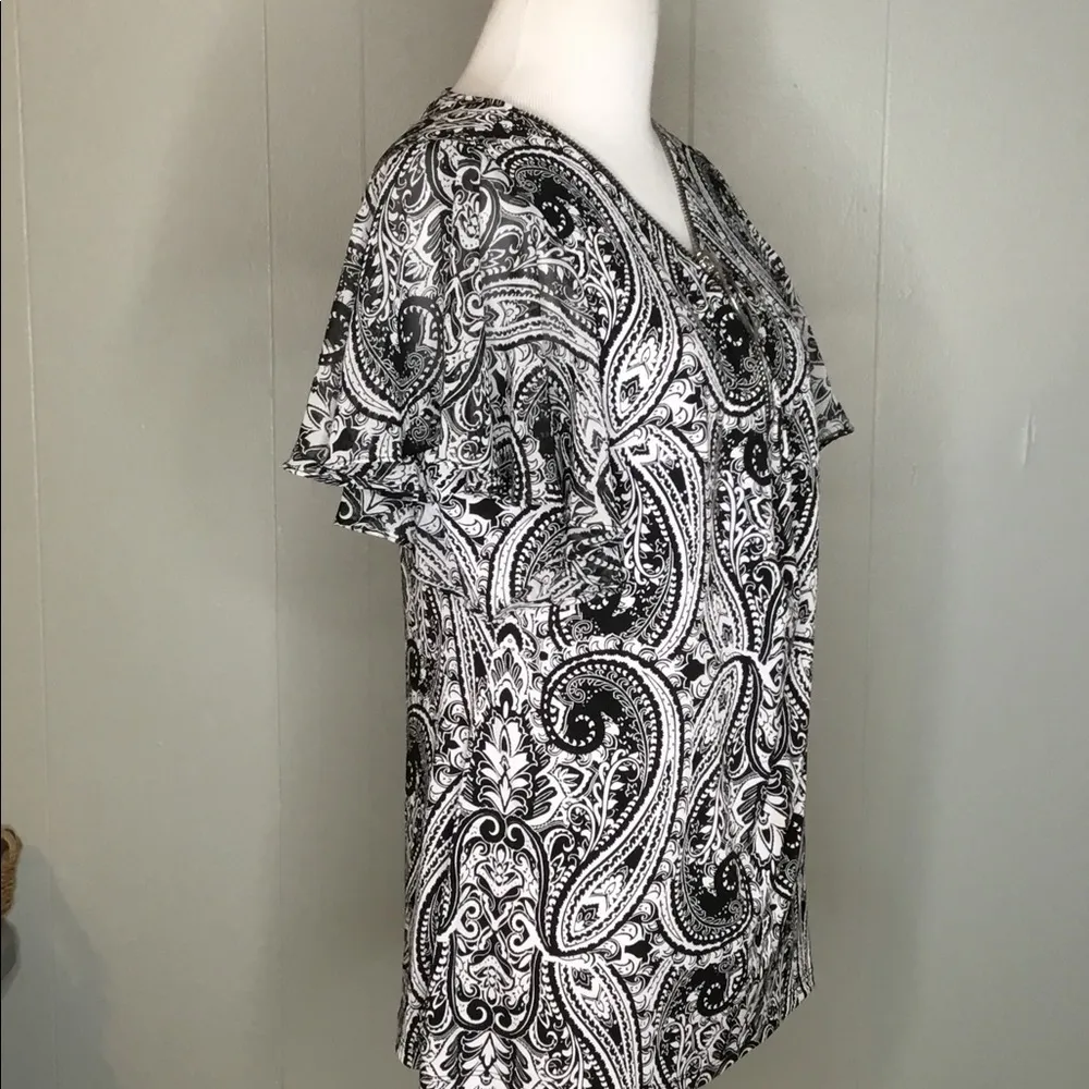 COCO BIANCO Black & White Paisley Zip Front Flutter Sleeve Top S - Image 2