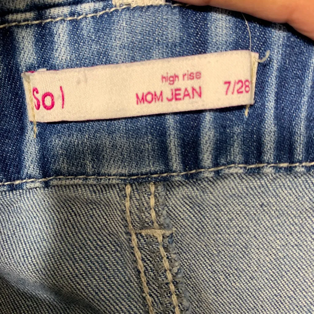 SO Women’s High Rise Mom Jeans Size 7/28 Blue Paperbag Waist Stretch Denim - Image 8