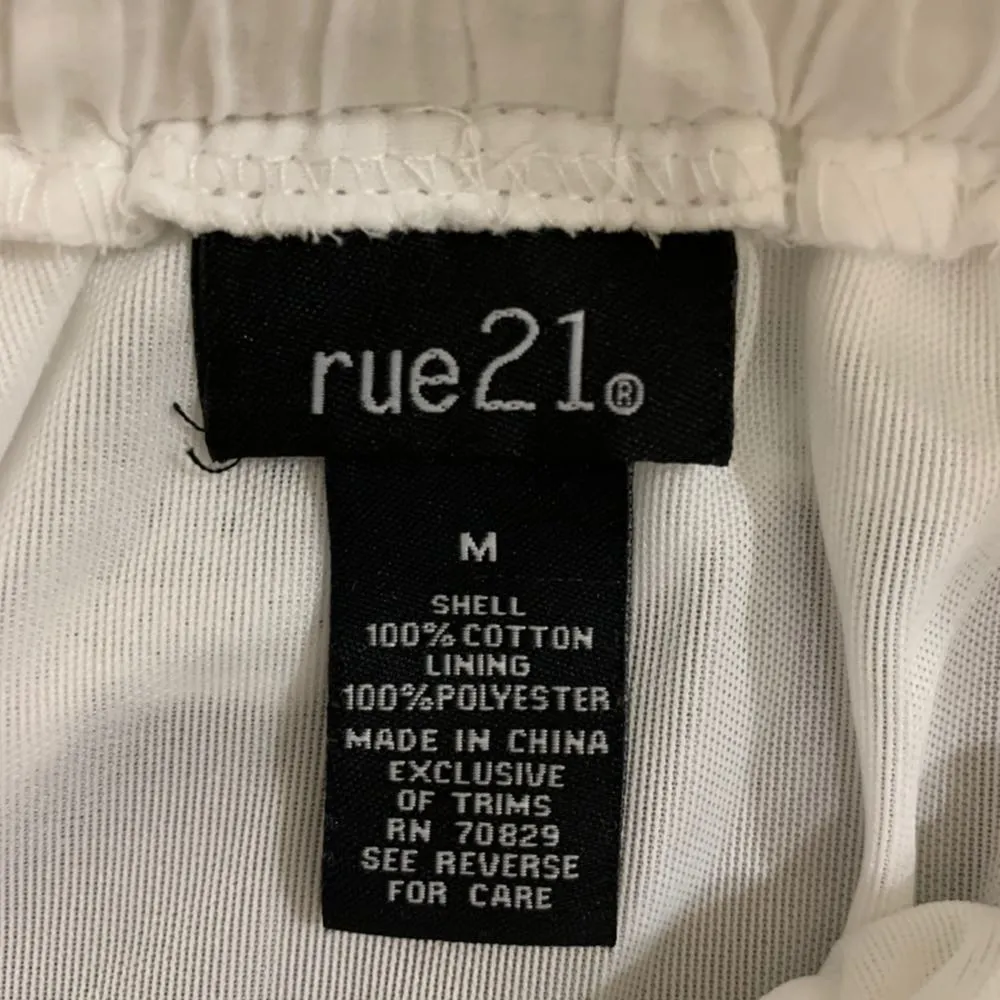 🆕  White Ruffled Skirt With Belt Medium - Image 9