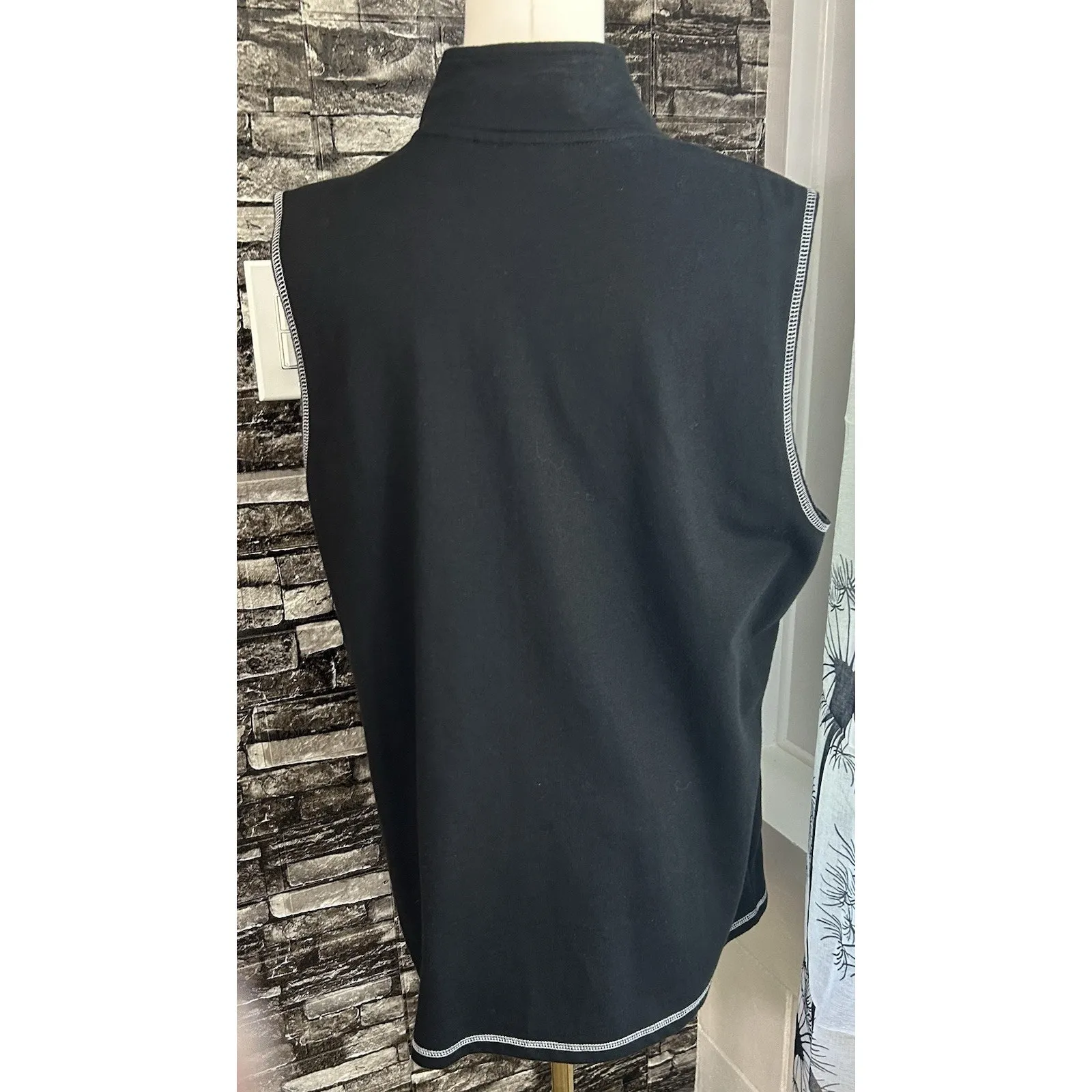 Quaker Factory Size L Black Vest Rhinestone Zippered Pocket Boho Chic Classic - Image 5