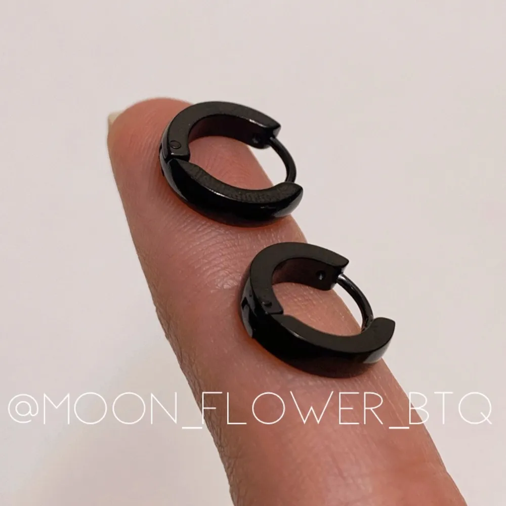 Black Minimalist Hinged Hoop Earrings - Image 4