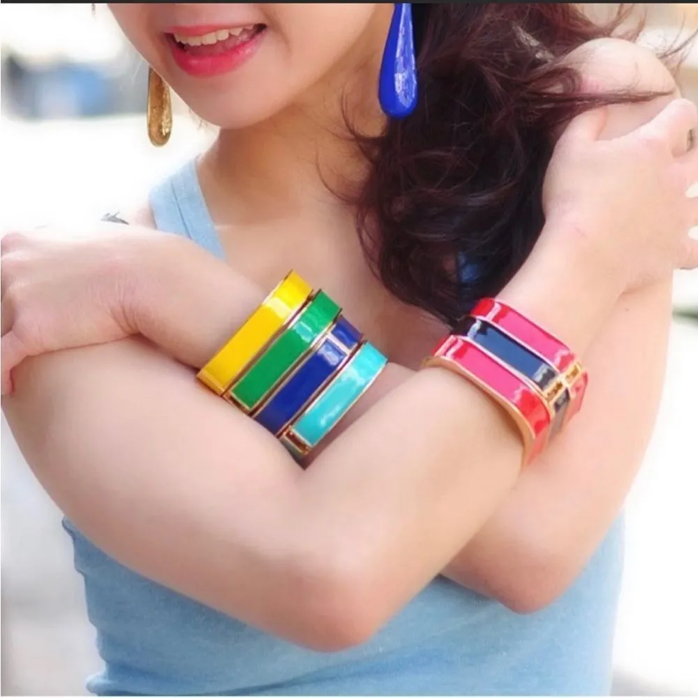 Amrita Singh  red enamel square bracelet - Image 9