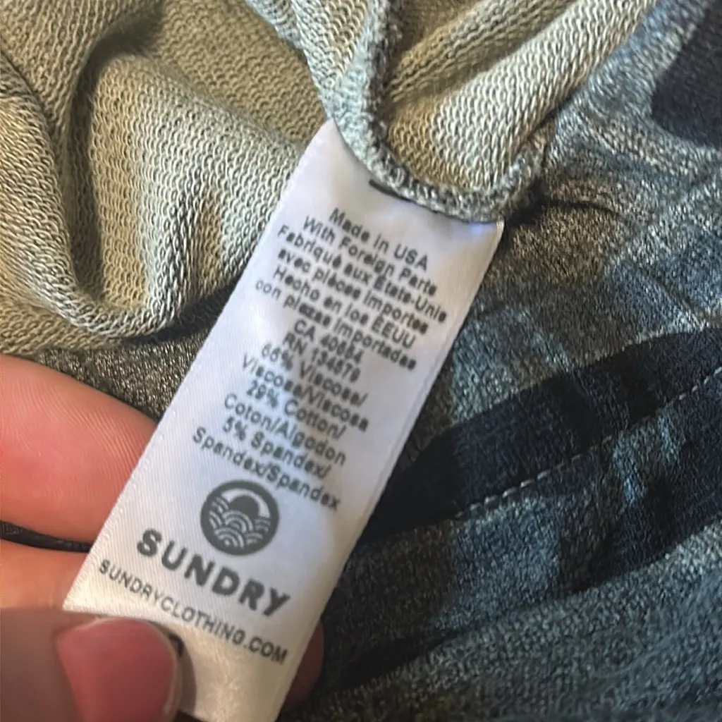 Sundry Women’s Camo Joggers, Sz XS - Image 3