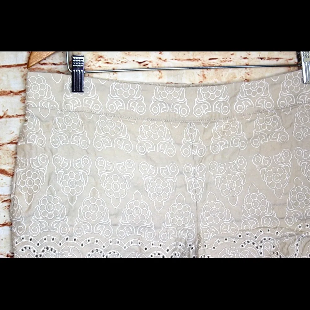 | Cream/White Embroidered Shorts - Image 3