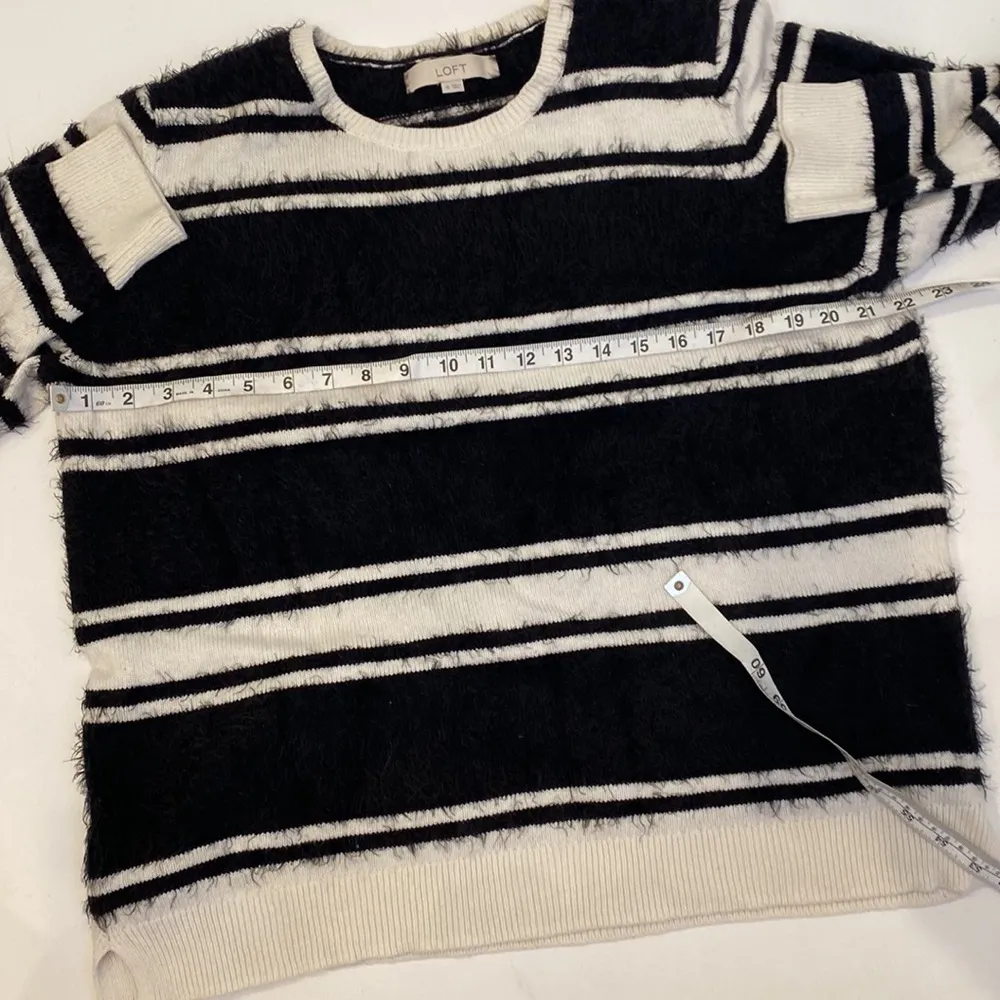Ann Taylor LOFT Black Cream Striped Camel Hair Blend Pullover Sweater EUC Sz XL - Image 9